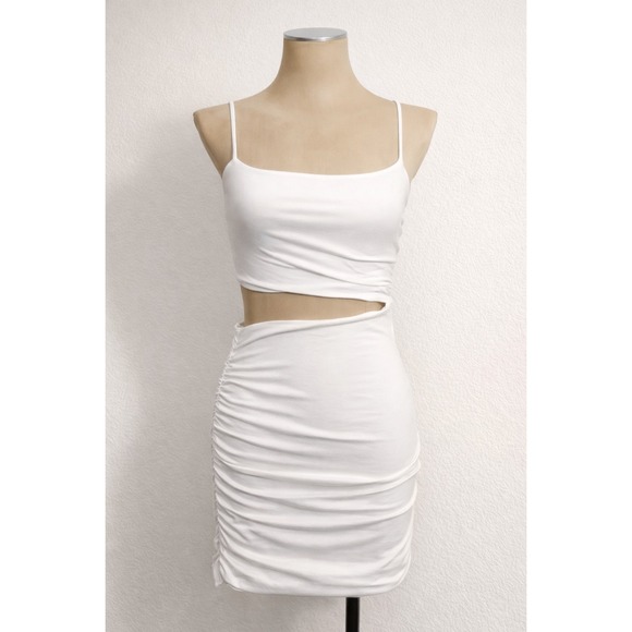 Windsor Dresses & Skirts - Windsor White Ruched Cutout Bodycon Mini Dress Size L NWT